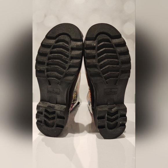 Floral Rainboots - EXCELLENT condition - Picture 7 of 8